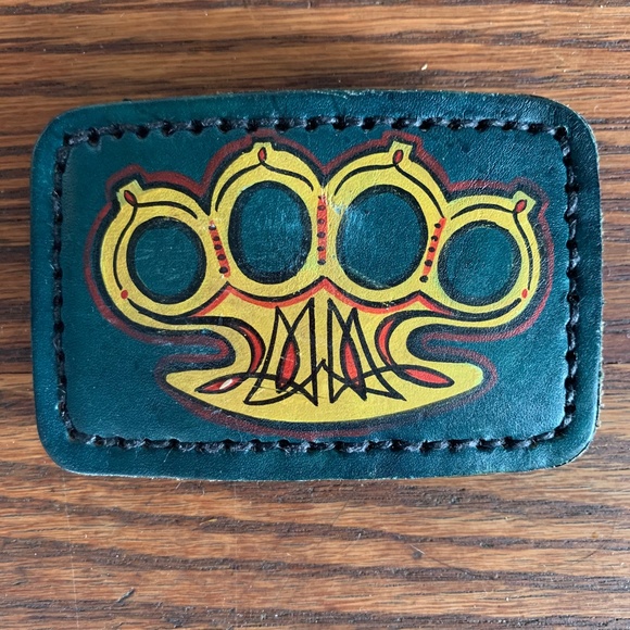 Brass Knuckles Belt Buckle - Picture 1 of 2
